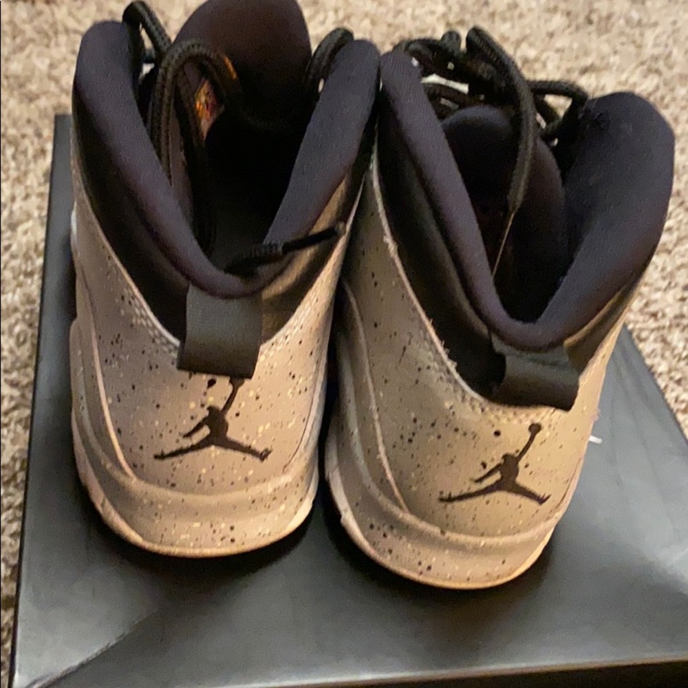 Retro 12